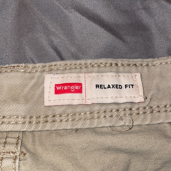 Wrangler Cargos - Picture 6 of 8